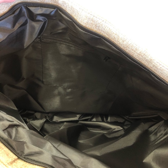 Yumi Beige Canvas Starfish Design Tote - Picture 4 of 6